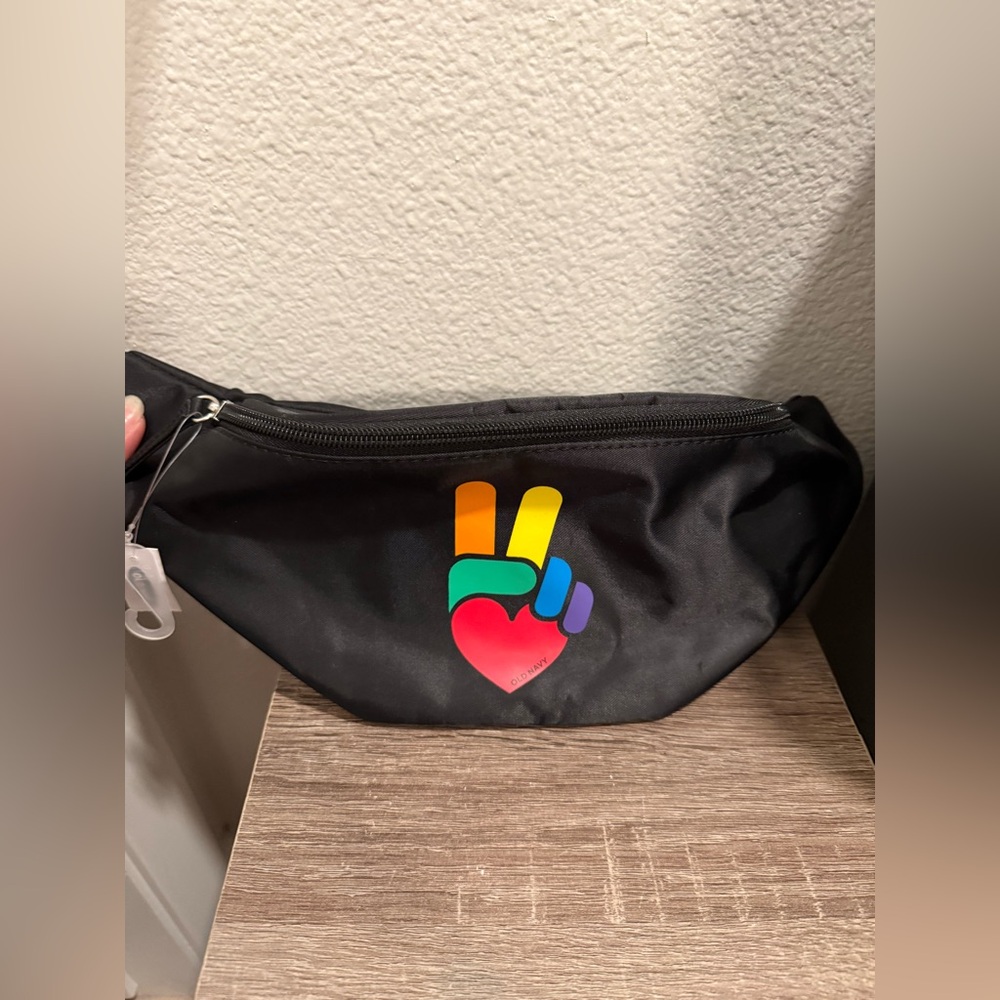 ❗️SALE❗️Old navy fanny pack